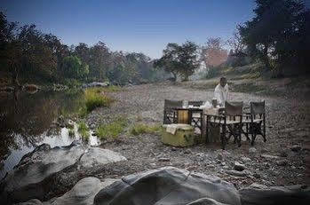 Mukki Banjaar Tola, Kanha National Park酒店 外观 照片